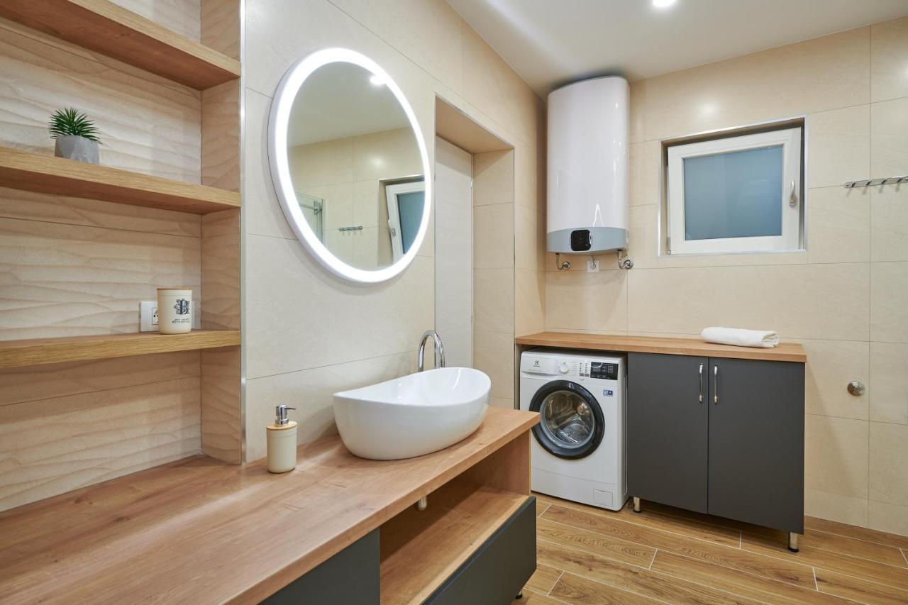 Newly Renovated Apt. Near To Entrance To Old Town Дубровник Экстерьер фото